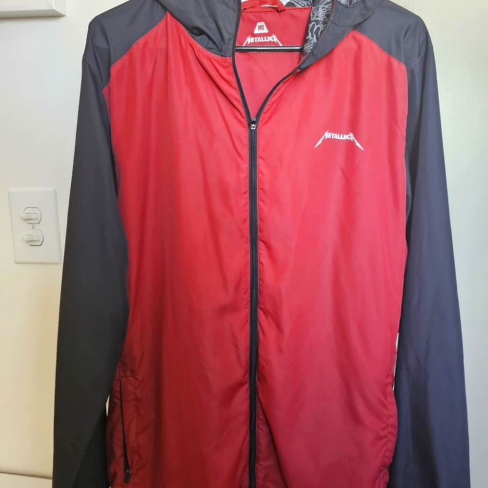 NWOT: Logo Packable Metallica Windbreaker Red Black Full Zip Hooded - Picture 2 of 6